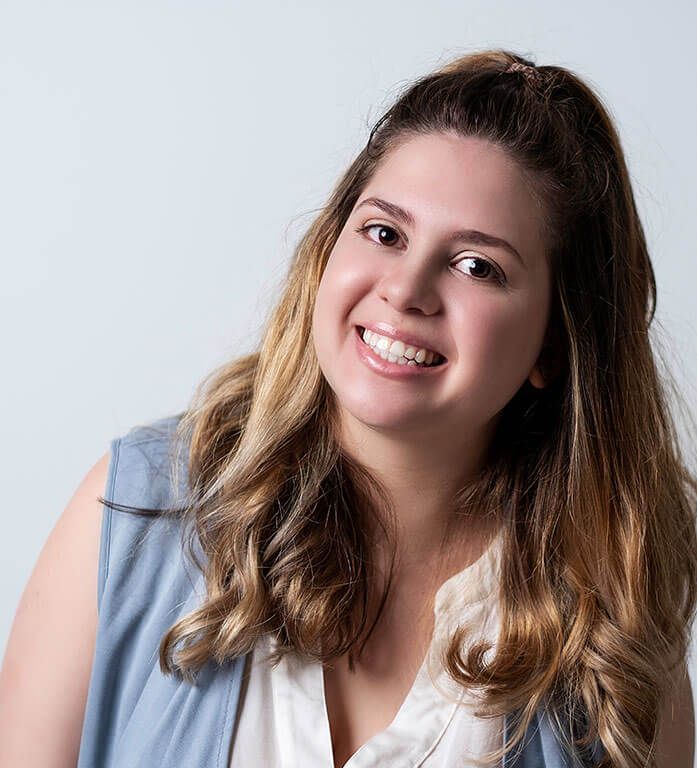 Adriana Molina